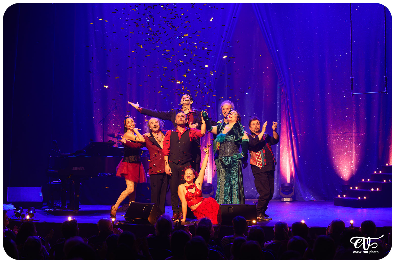 PLEIN FEU (CIE AVRIL EN SEPTEMBRE)